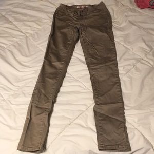 Super skinny jeans with a sheen